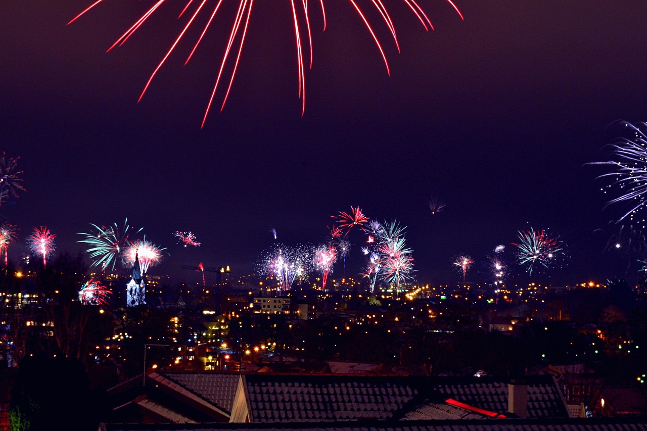 春节祝福短信简短10条〃春节祝福短信简短10条英语 春节祝福短信简短10条〃春节祝福短信简短10条英语
