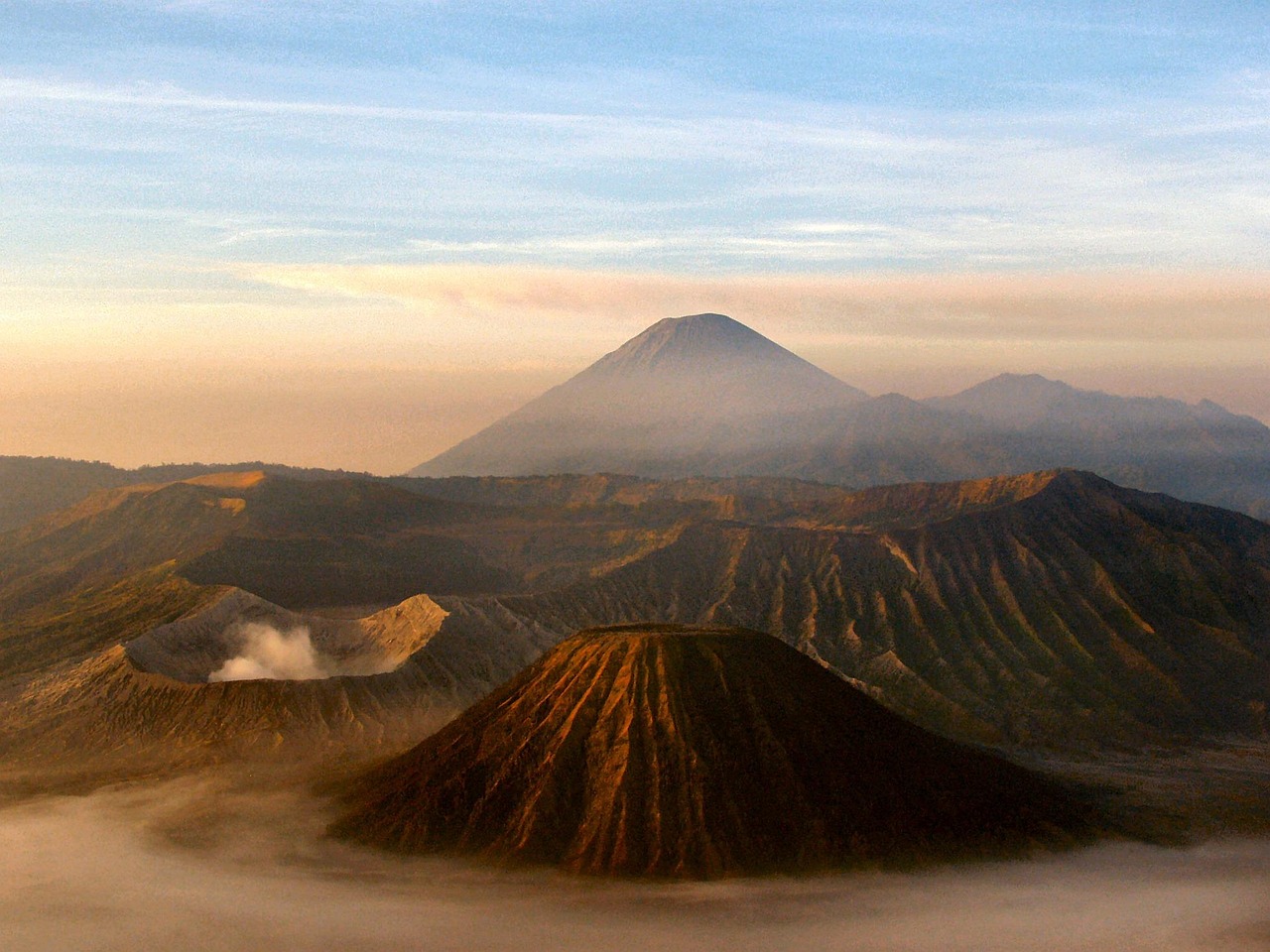 中国在什么时候开始叫会吐火的山叫火山,中国什么时候火山爆发 中国在什么时候开始叫会吐火的山叫火山,中国什么时候火山爆发