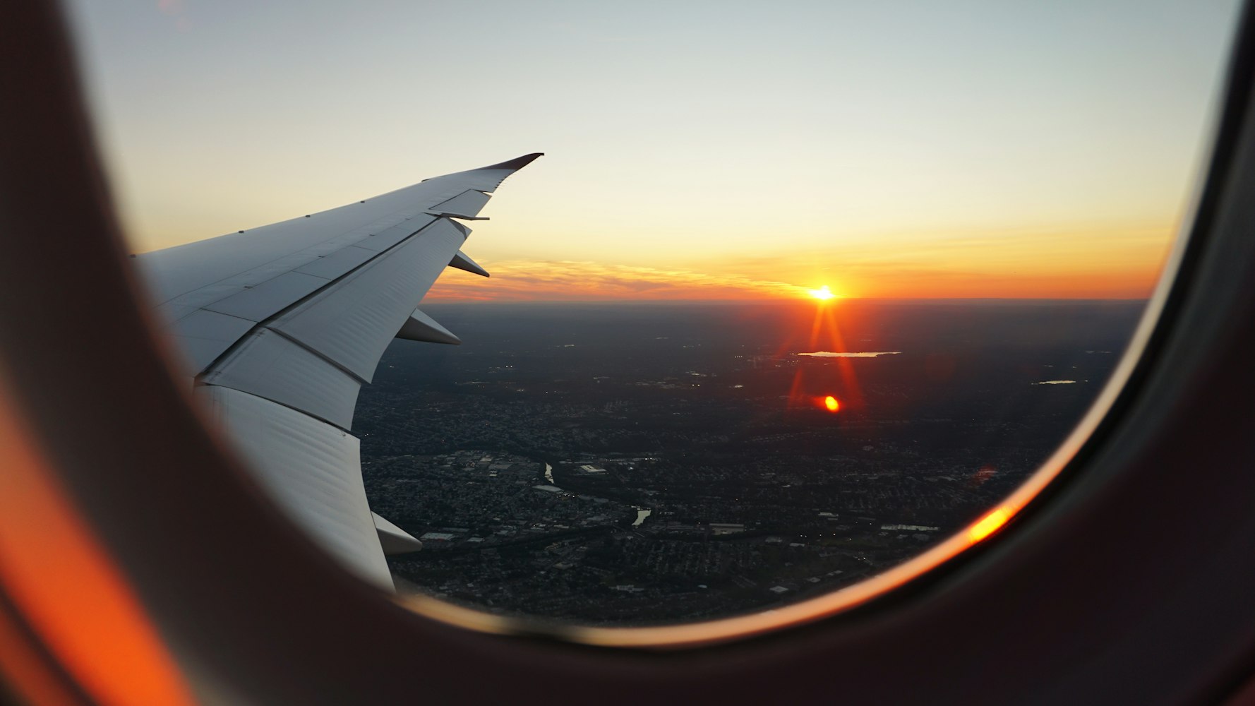 aircraft	、airplane、plane用法上有什么区别？-airplane 和plane