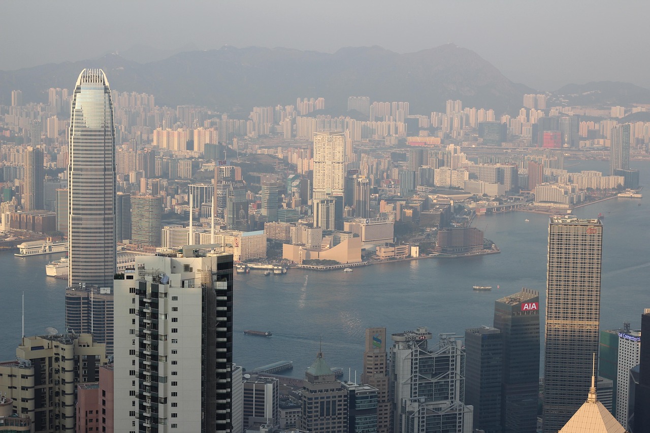 “中国有多少个自治区” 23个省有哪23个？
