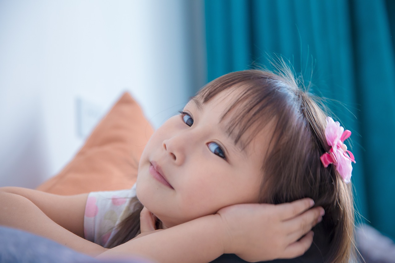 「形容孩子很棒的词语有哪些」〃形容孩子非常优秀的句子