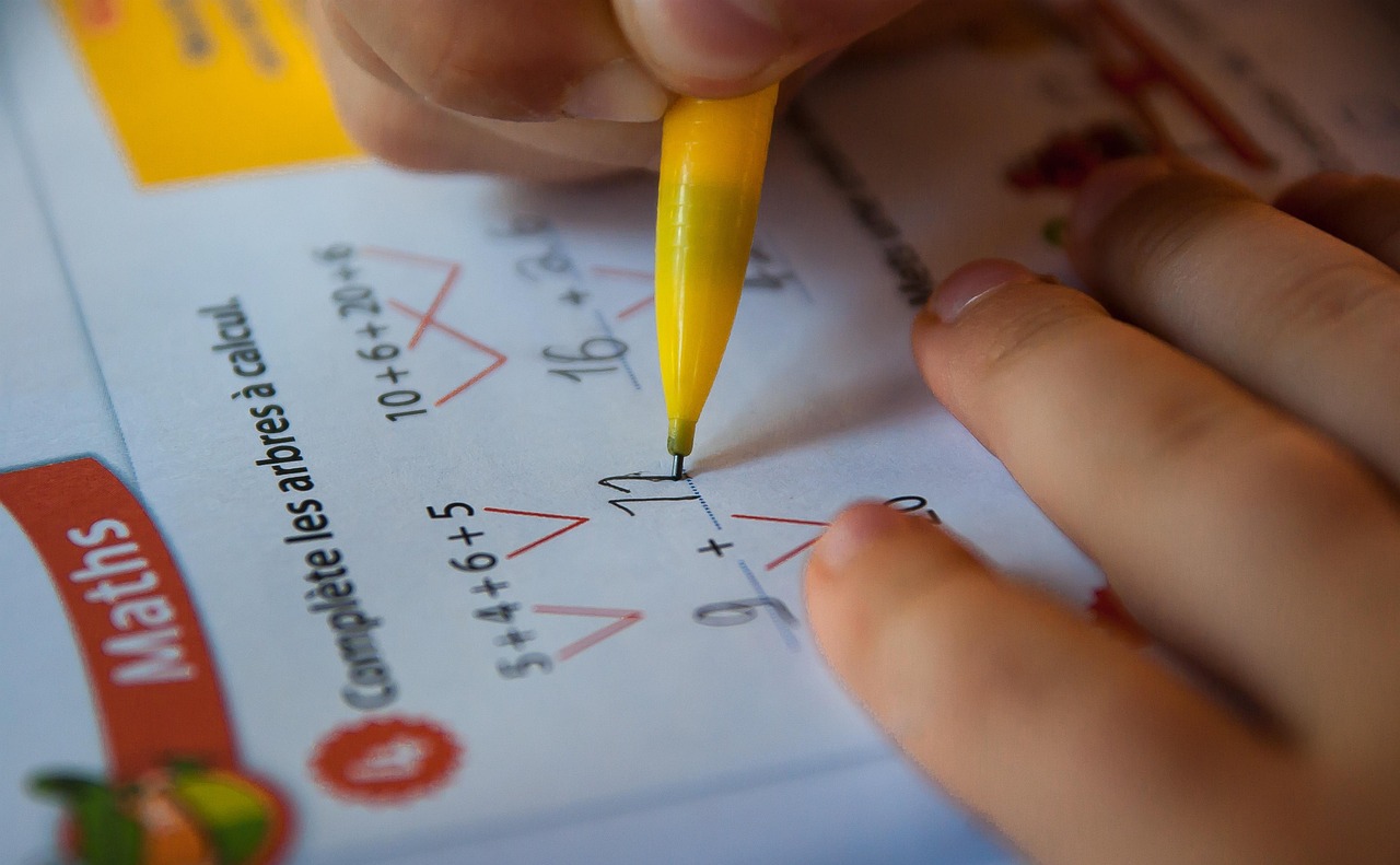 求小学四年级下册数学竖式计算200道带答案-4年级下册数学竖式计算题100道 求小学四年级下册数学竖式计算200道带答案-4年级下册数学竖式计算题100道